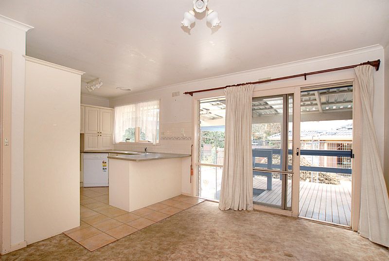 75 Linda Crescent, FERNTREE GULLY, VIC 3156