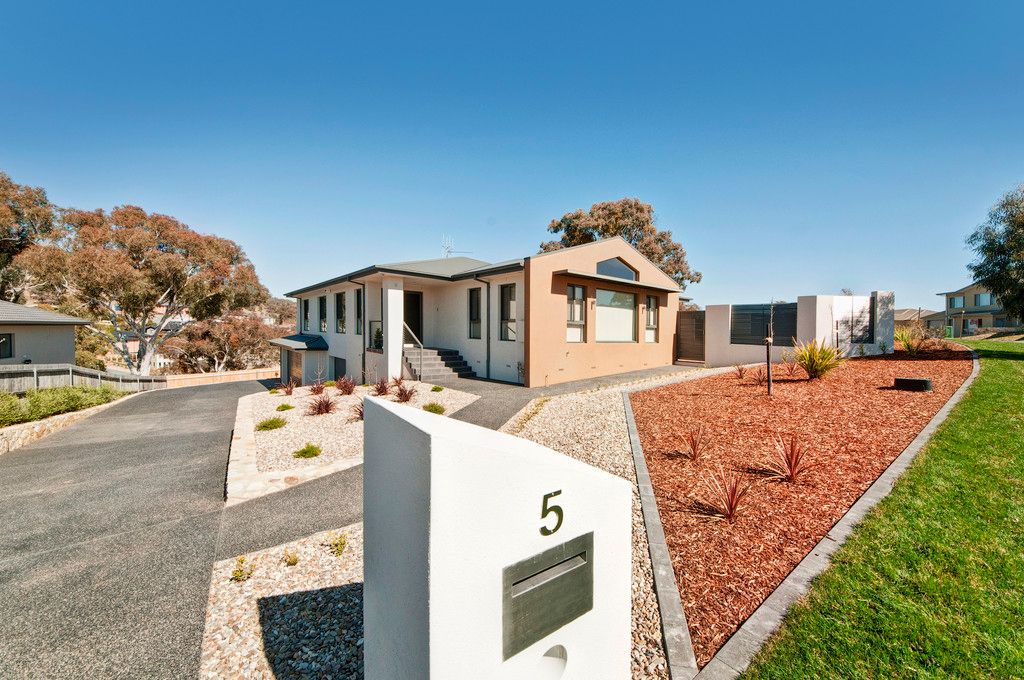 5 Balcombe Street, JERRABOMBERRA, NSW 2619