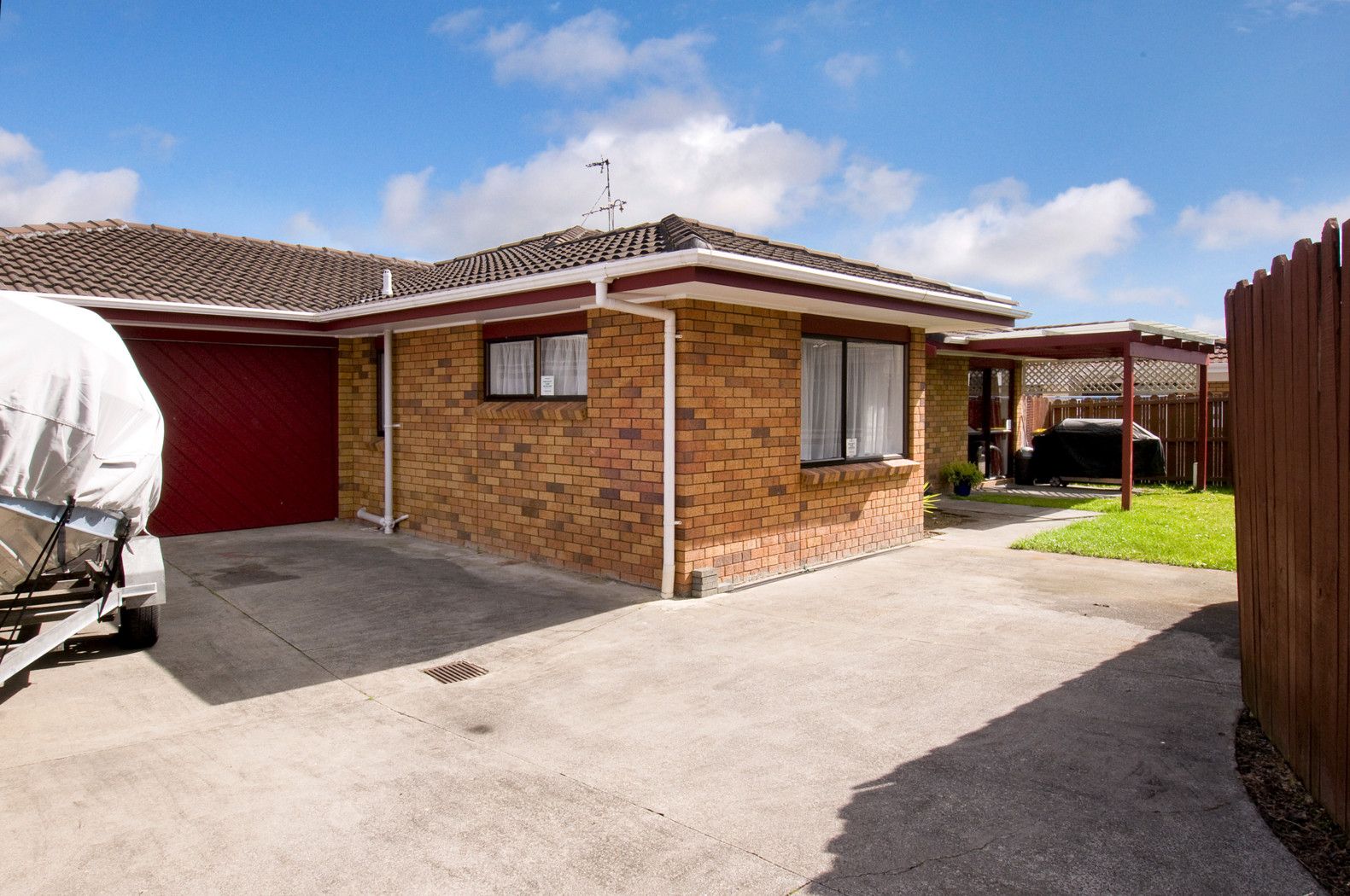 2/81 Aviemore Drive, HIGHLAND PARK, Manukau City