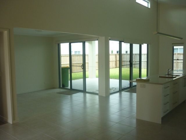 31 The Promenade, PELICAN WATERS, QLD 4551
