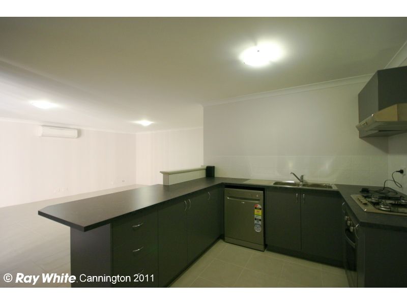 2c Leslie Street, CANNINGTON, WA 6107