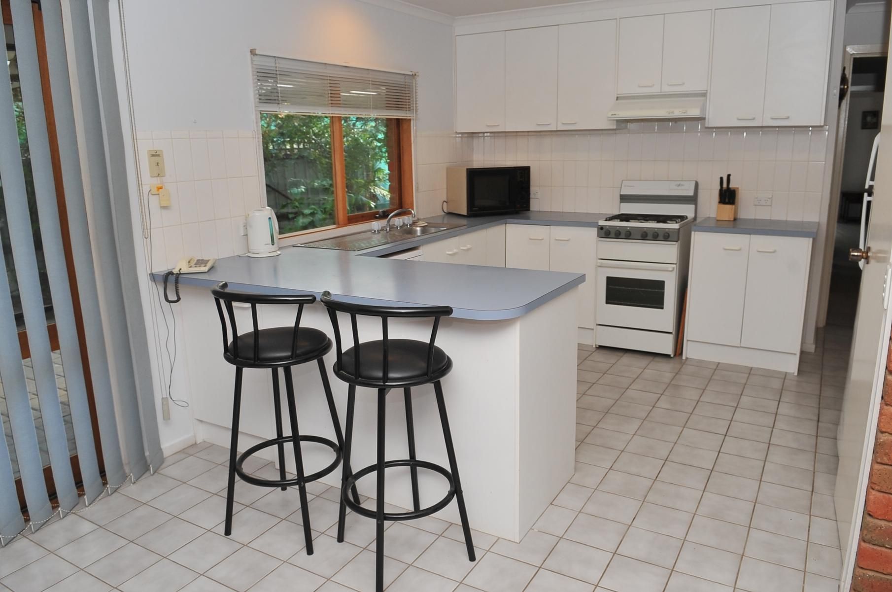 4 Redleaf Close, HEATHCOTE, VIC 3523