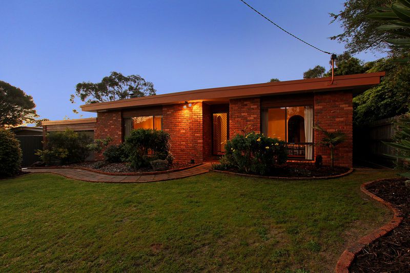 22 Sunningdale Road, ROSEBUD, VIC 3939