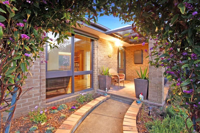 58 Bendoran Crescent, BUNDOORA, VIC 3083