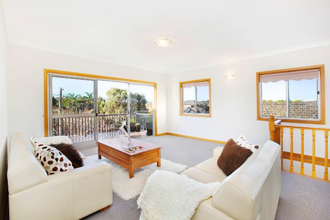 31 Russell Street, RUSSELL LEA NSW 2046