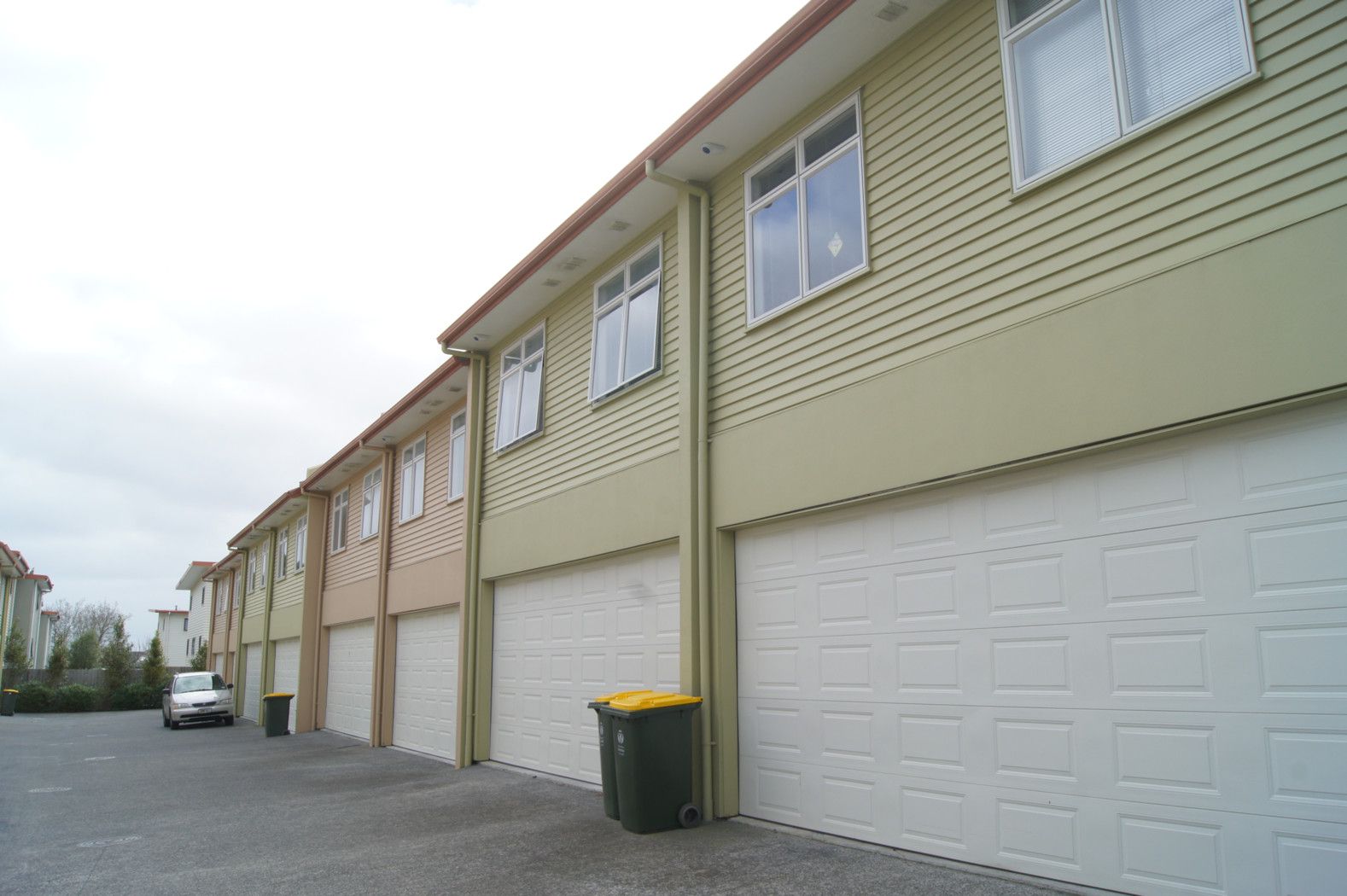 13/44 Carlos Drive, FLAT BUSH, Manukau City