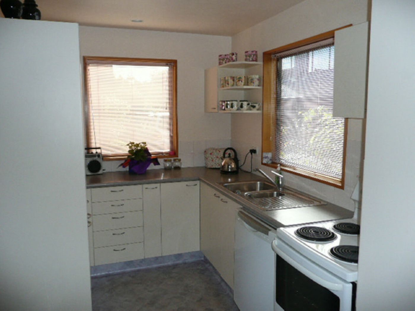 2/37 Cornwall Street, St Albans, Christchurch City