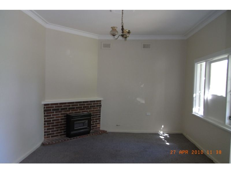 21 Fitzroy Street, QUEENS PARK, WA 6107