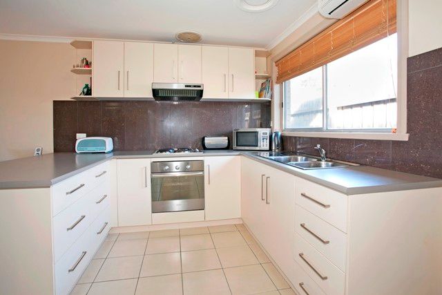 25 Bakewell Street, HERNE HILL VIC 3218