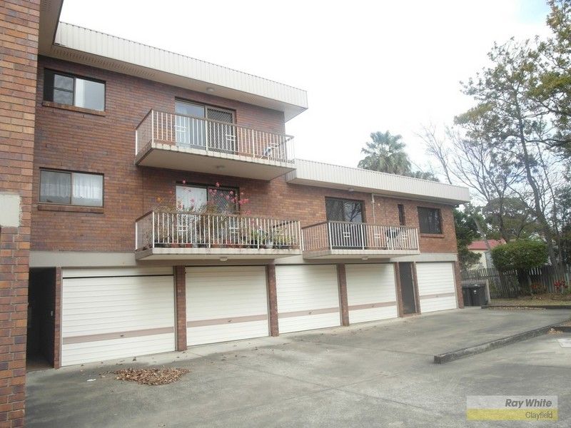 42 Alma Road, CLAYFIELD QLD 4011