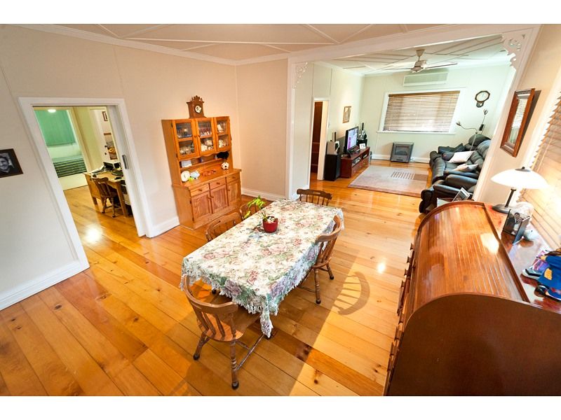 4 Hardacre Street, WANDAL, QLD 4700