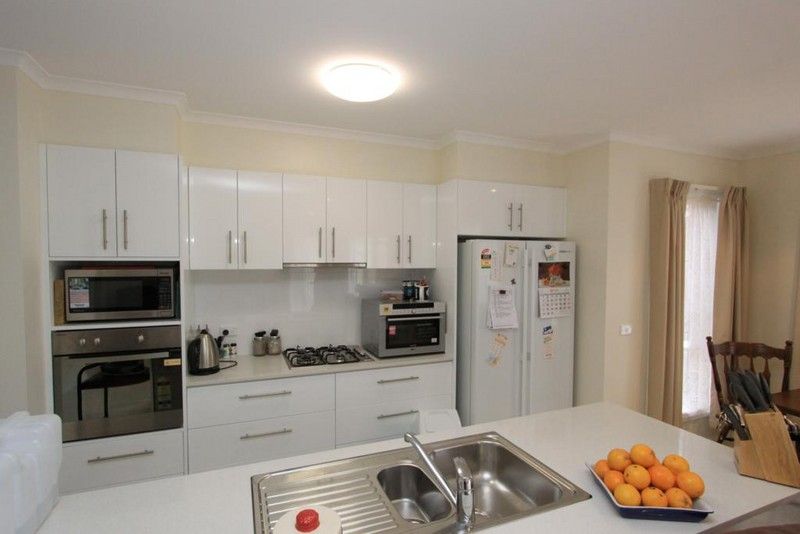 23 Hall Street, WHITE HILLS, VIC 3550