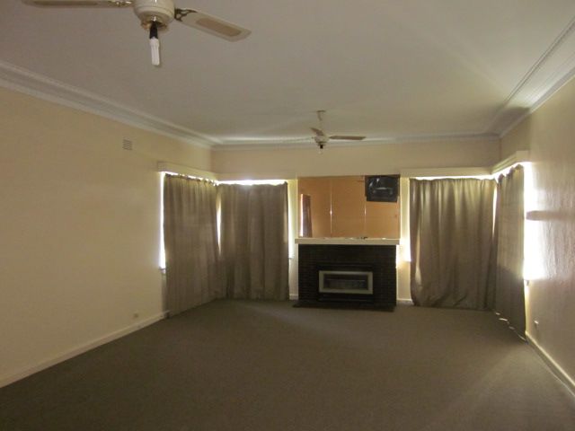 32 Jack Road, CHELTENHAM, VIC 3192