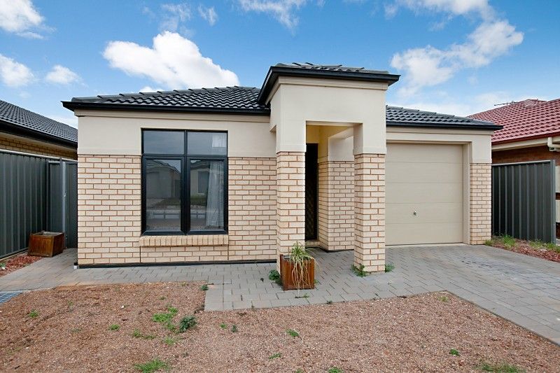 15 Cassia Street, MUNNO PARA WEST SA 5115