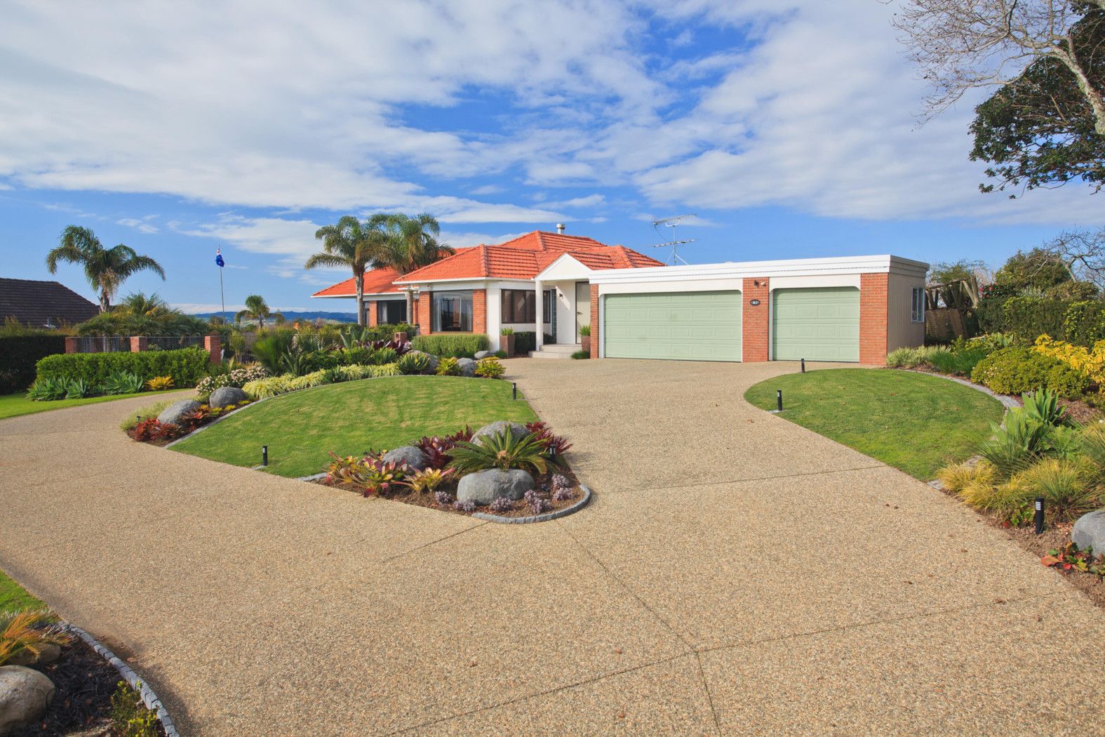 163 Bleakhouse Road, MELLONS BAY, Manukau City