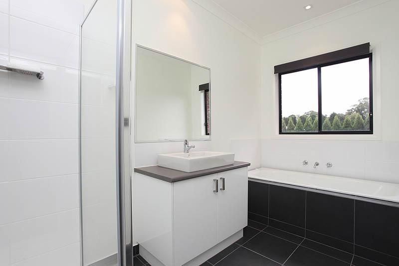 3-4 Cordell Court, WHITTLESEA, VIC 3757