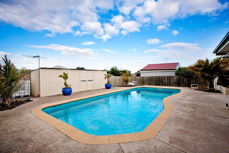 6 Linden Court, GROVEDALE, VIC 3216