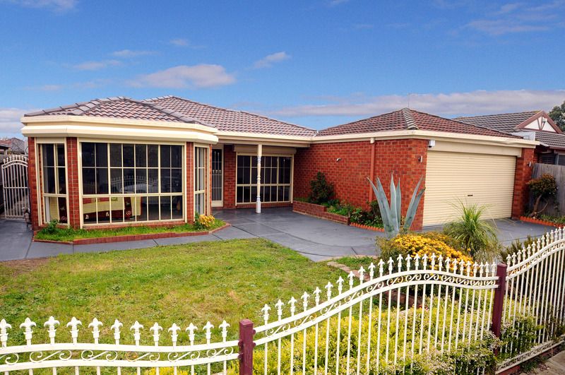 7 Rimu Close, DOVETON VIC 3177