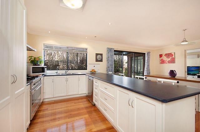 24 Toal Drive, WARRNAMBOOL, VIC 3280