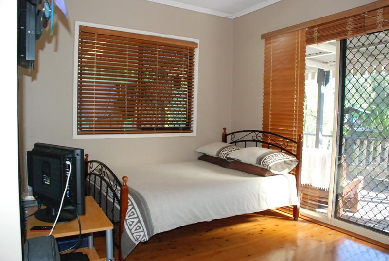 94 Sheehan Avenue, HOPE ISLAND, QLD 4212