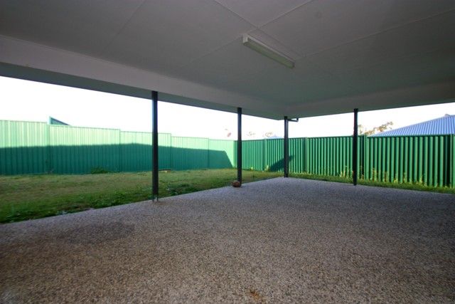 10 North High Street, BRASSALL, QLD 4305
