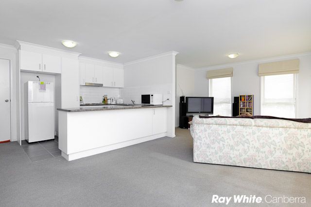1/90 Eccles Circuit, MACGREGOR, ACT 2615
