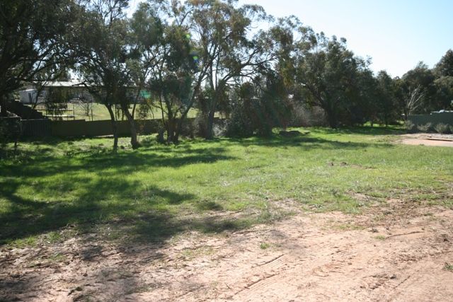 Lot 102 Tamblyn Street, CLARE, SA 5453