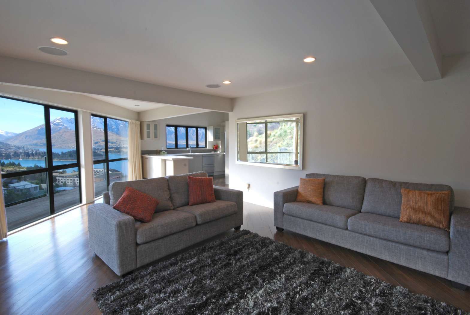 QUEENSTOWN Queenstown Lakes District 9300, Queenstown, Queenstown Lakes