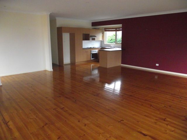 18 Norman Drive, COWES, VIC 3922