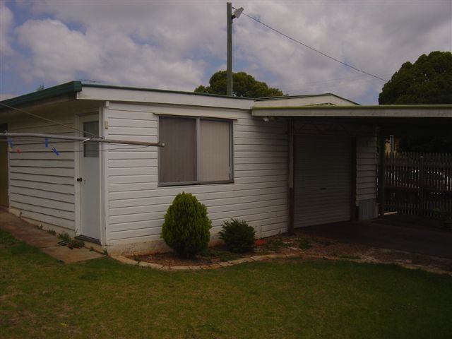 8 Lawrence Street, SOUTH TOOWOOMBA, QLD 4350