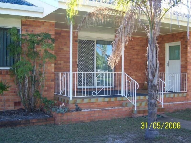 50 Ocean Street, TORQUAY, QLD 4655