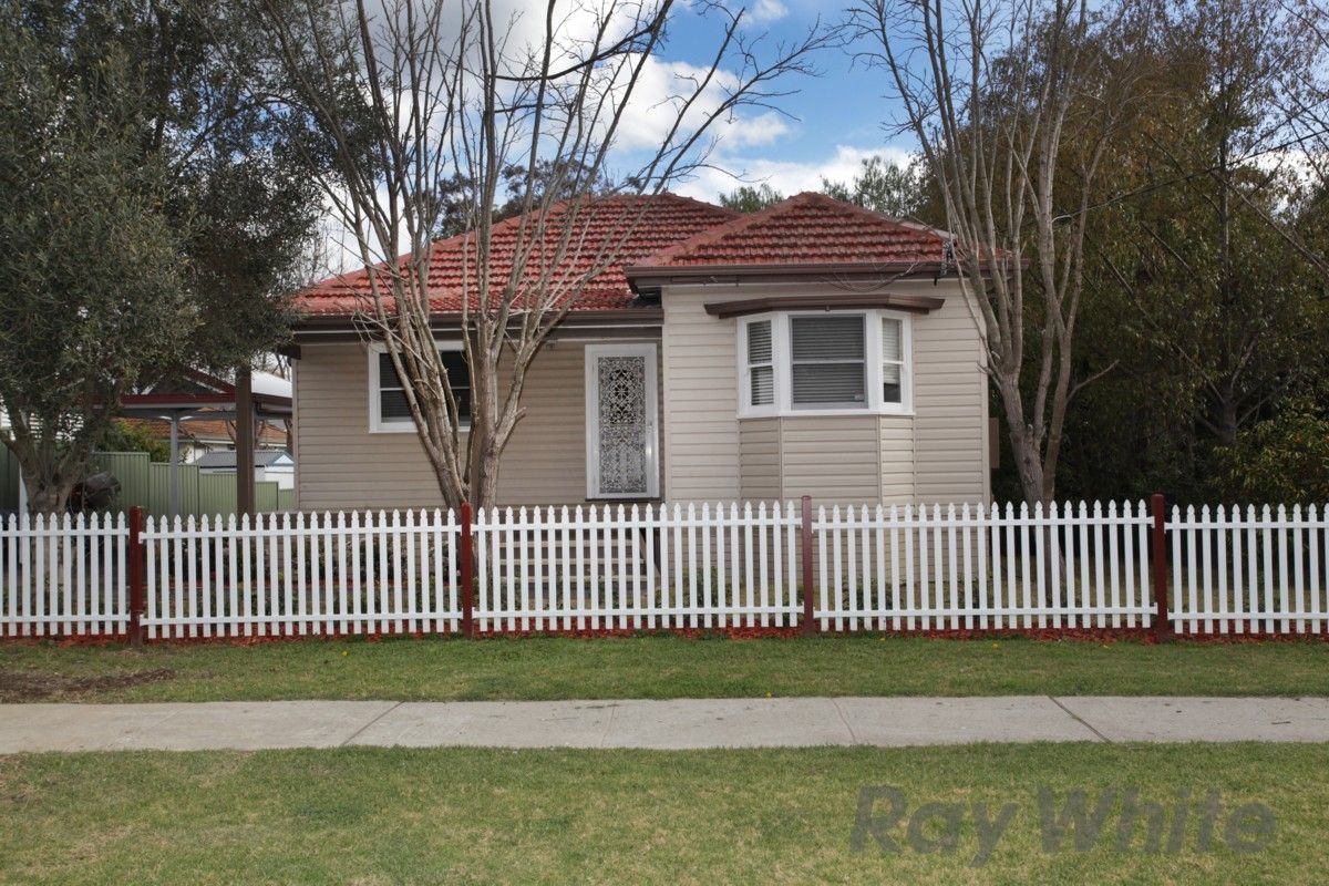 8 Spencer Street, REGENTVILLE, NSW 2745