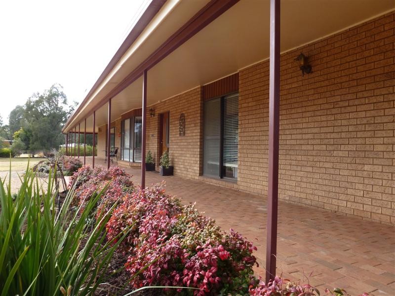 6 Lakeland Drive, DUBBO, NSW 2830
