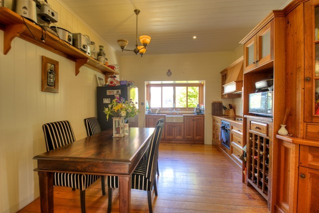 10 Mt Crosby Road, TIVOLI, QLD 4305