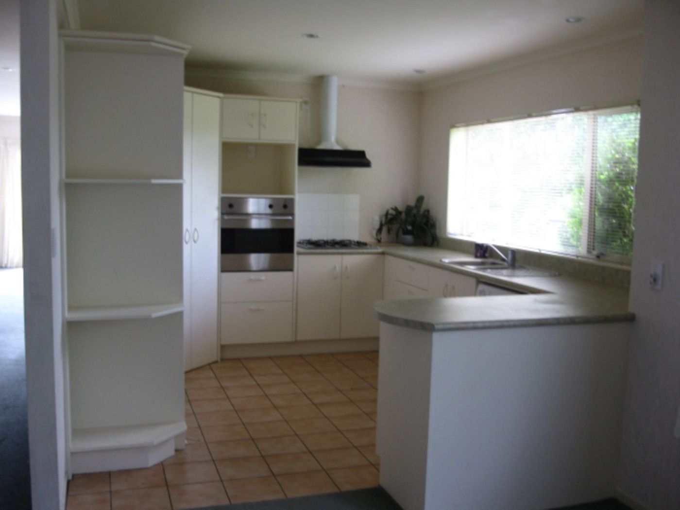 1 Dorchester Place, NAWTON, Hamilton City