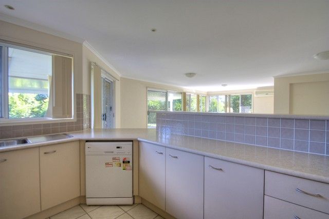 24 Krystyna Court, KARALEE, QLD 4306