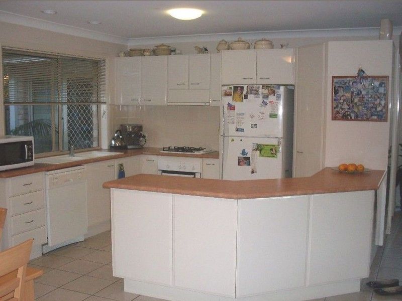 RUNAWAY BAY, QLD 4216
