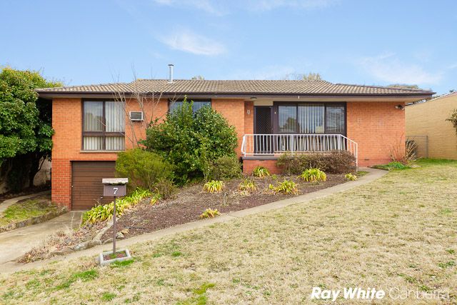7 Tanner Place, KAMBAH ACT 2902