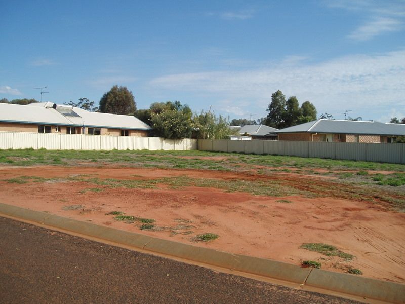 4 High, CHARLEVILLE QLD 4470