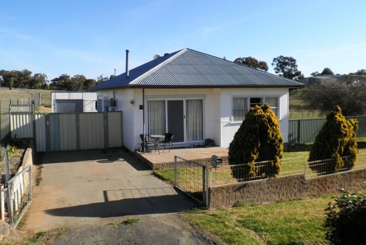 24 McVeigh Street, YOUNG, NSW 2594