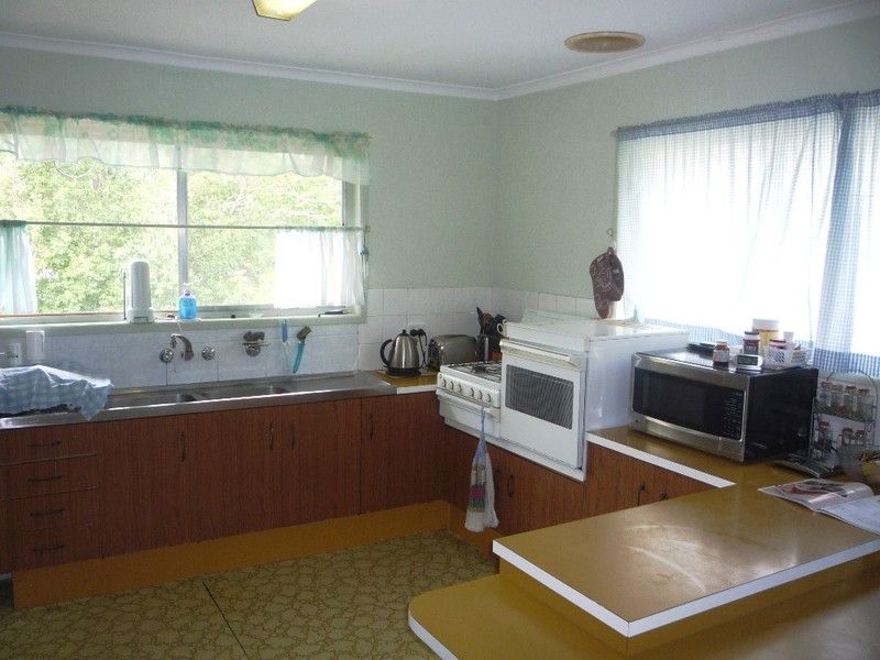 857  Cavendish Road, MOUNT GRAVATT EAST, QLD 4122