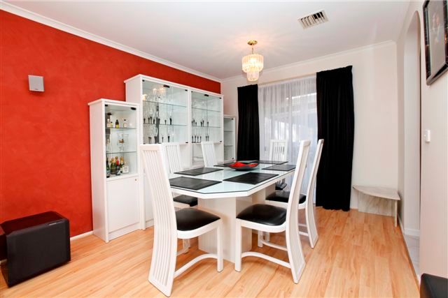 32 Amesbury Avenue, CRAIGIEBURN, VIC 3064
