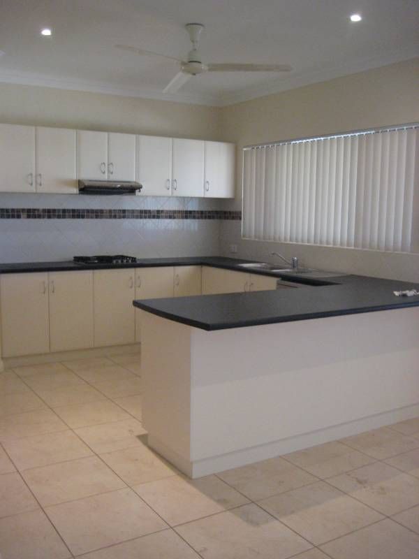 8 Bowerbird Drive, KARRATHA, WA 6714