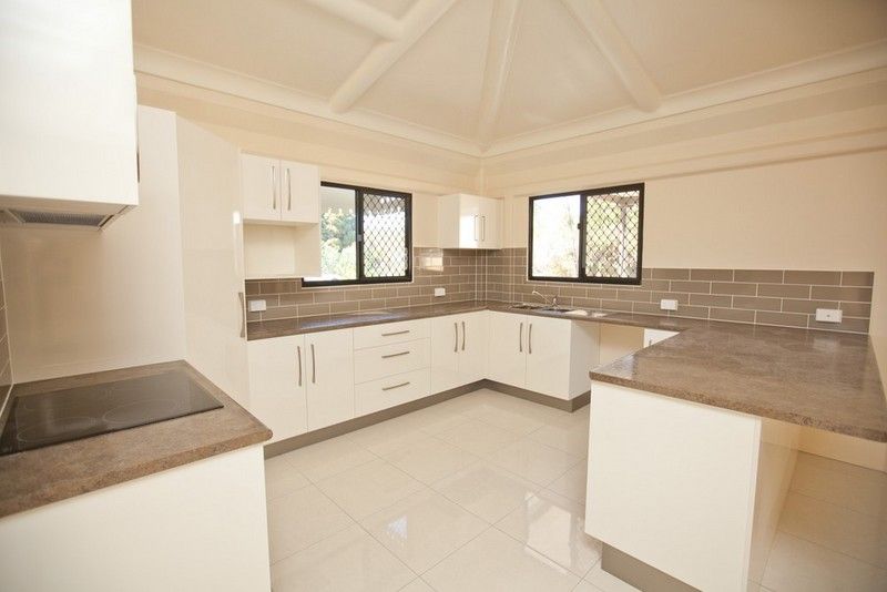 46 Moonmera Street, KABRA, QLD 4702