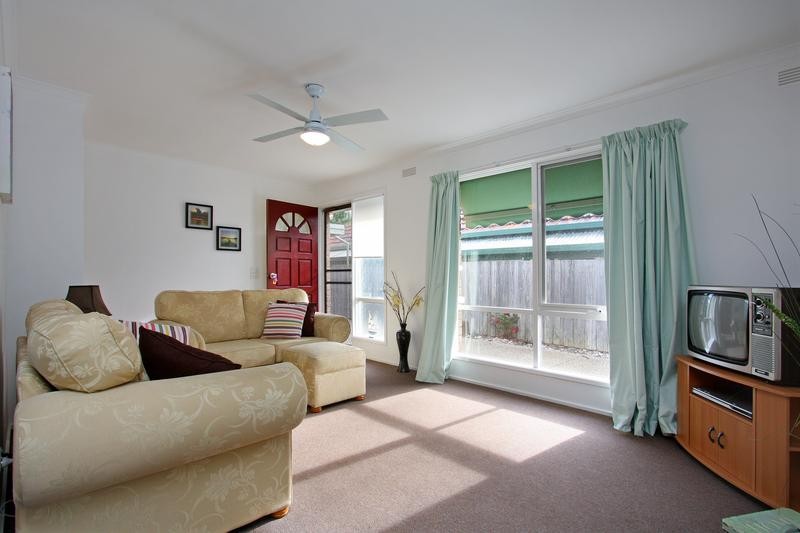 16 Second Avenue, ROSEBUD, VIC 3939