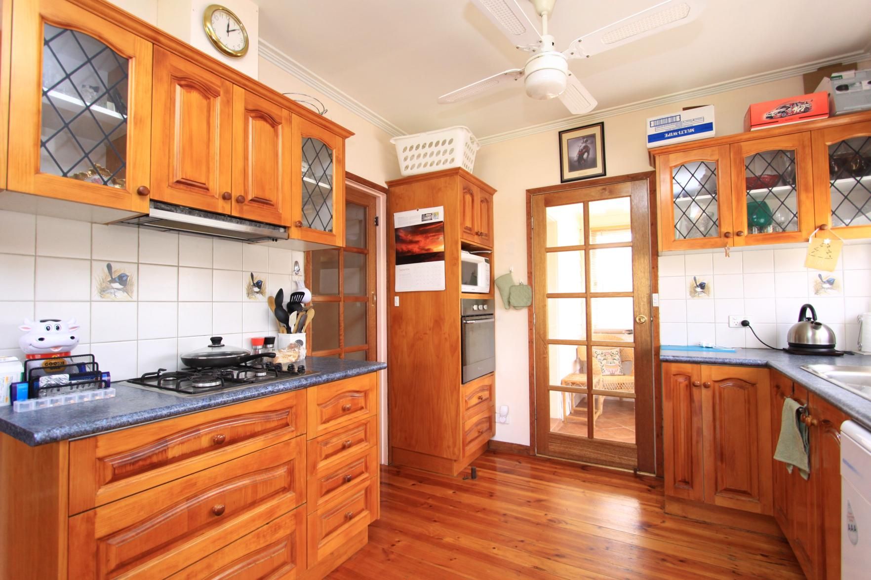 3 Friswell Avenue, FLORA HILL, VIC 3550