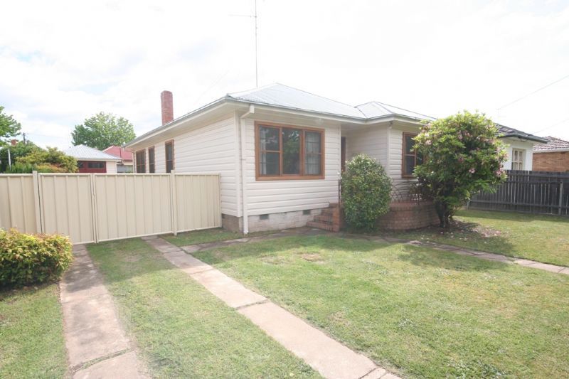 19 Albert Street, QUEANBEYAN, NSW 2620