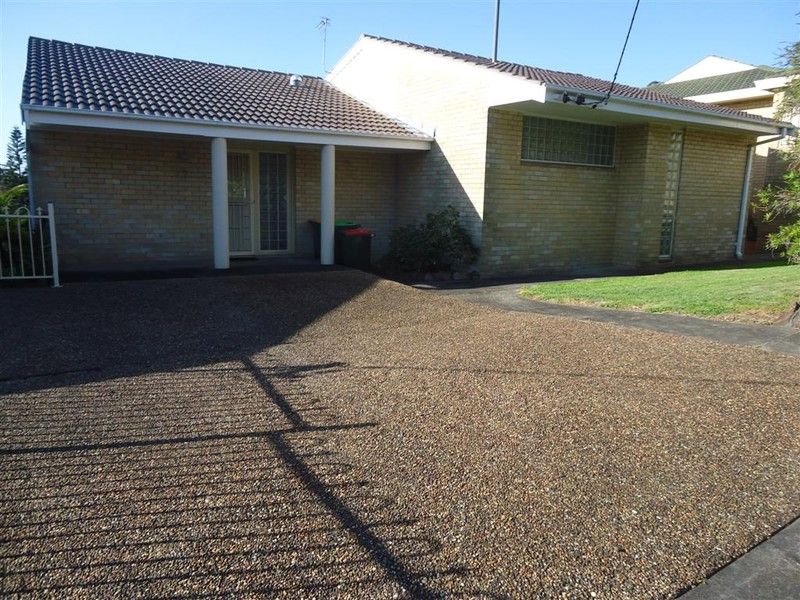 9 Hillview Crescent, NEWCASTLE, NSW 2300