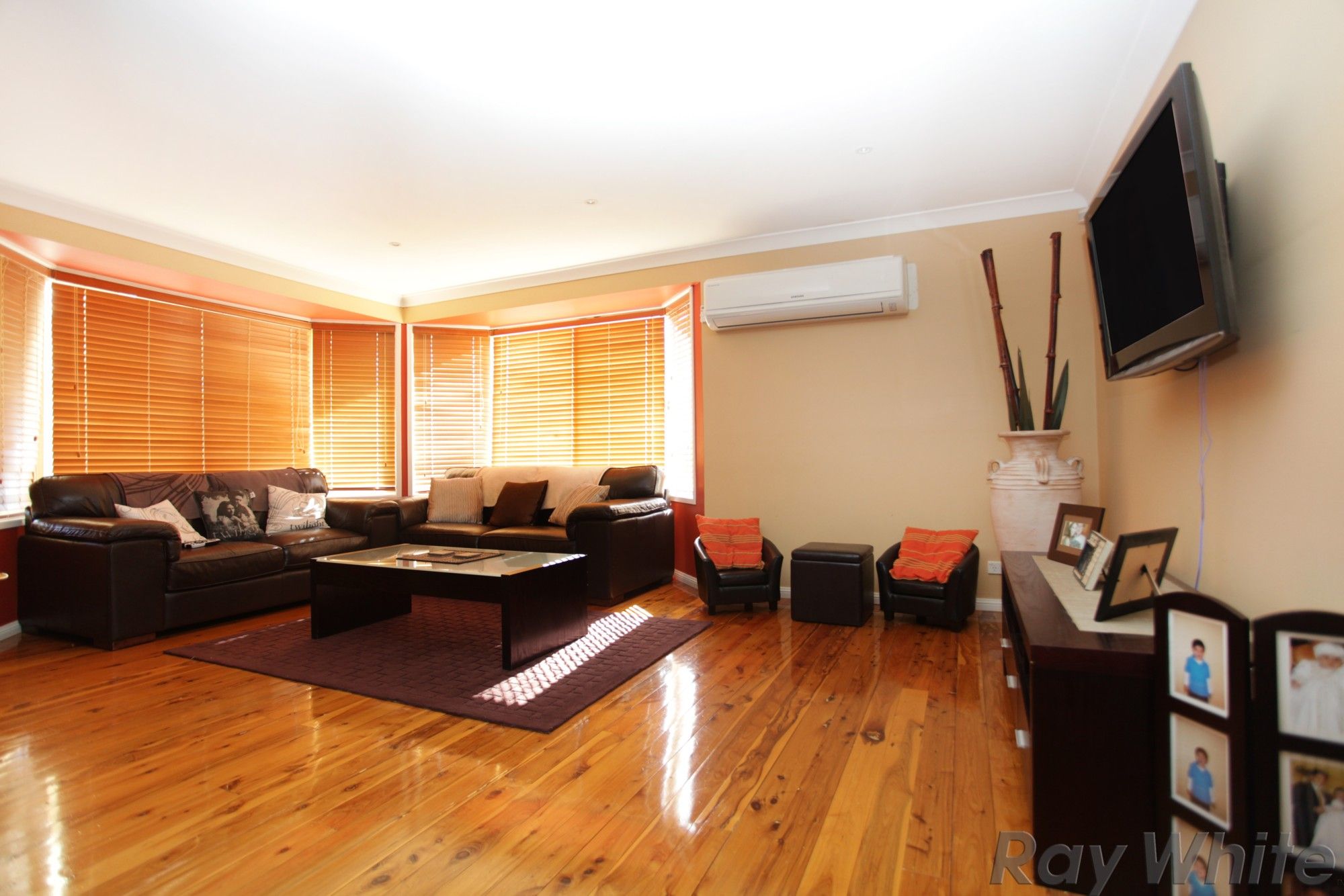 29 Blue Hills Drive, GLENMORE PARK, NSW 2745