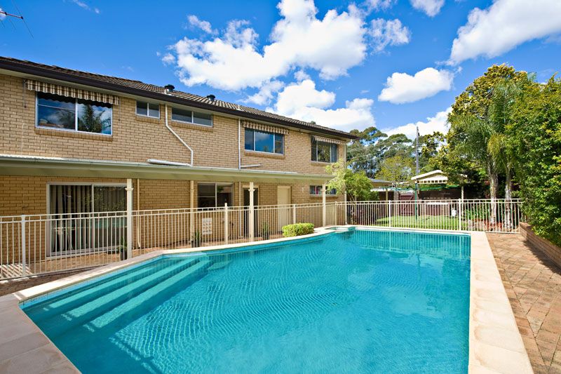 21 Leichhardt Crescent, SYLVANIA NSW 2224